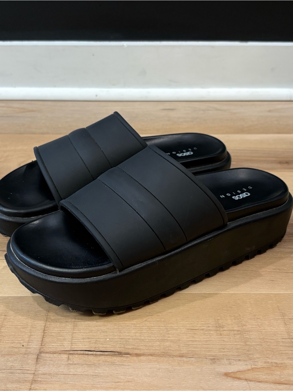 ASOS Women’s Black Slide Platform Sandals Size 10